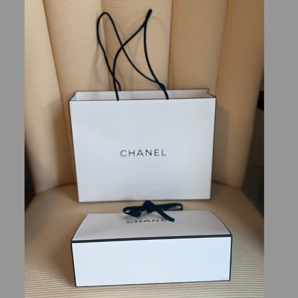 AUTHENTIC  CHANEL Paper Gift Shopping Bag, gift Box+Wrapping Paper - Picture 13 of 13